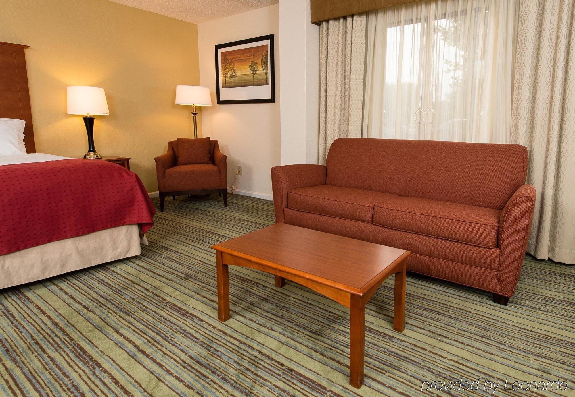 Doubletree By Hilton Wilmington, Nc Hotell Exteriör bild