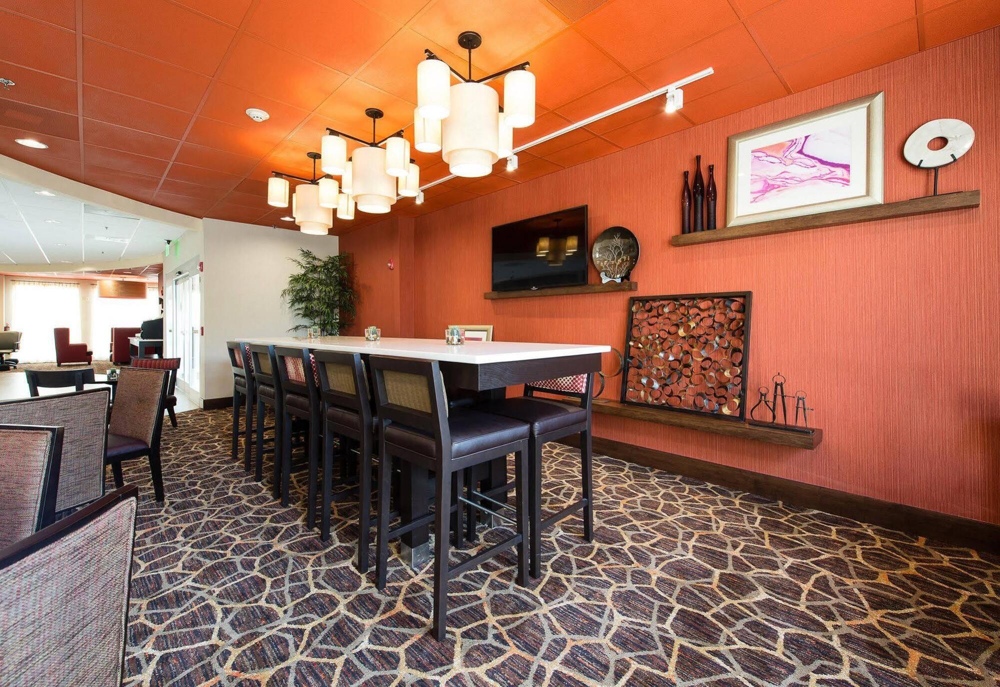 Doubletree By Hilton Wilmington, Nc Hotell Exteriör bild